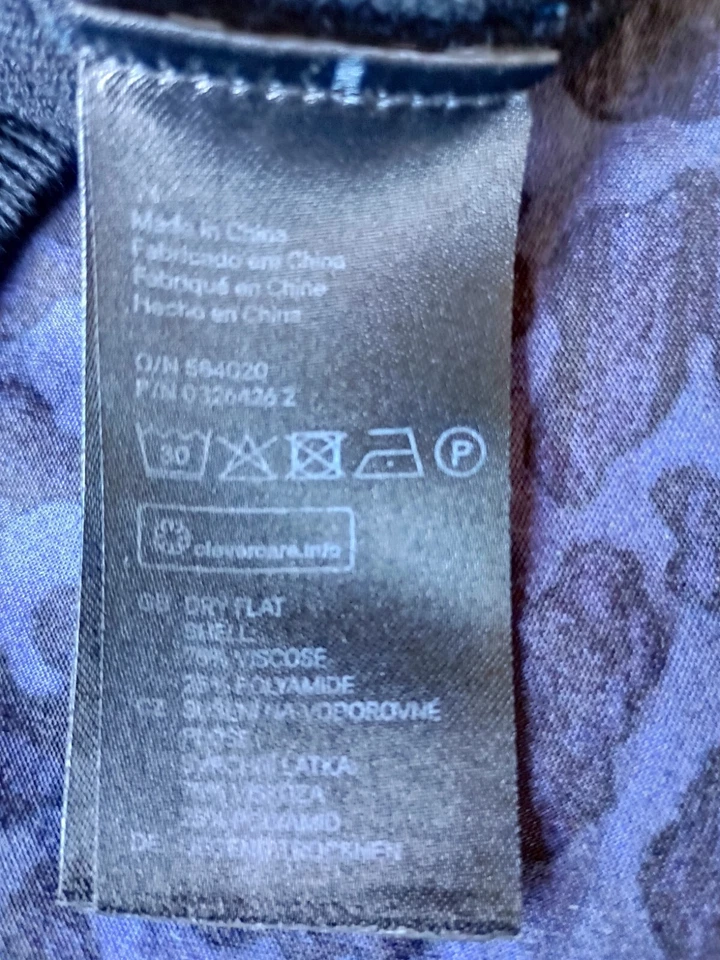 H&M Maternity Black Knitted Top UK Size: Large - Image 4 of 4