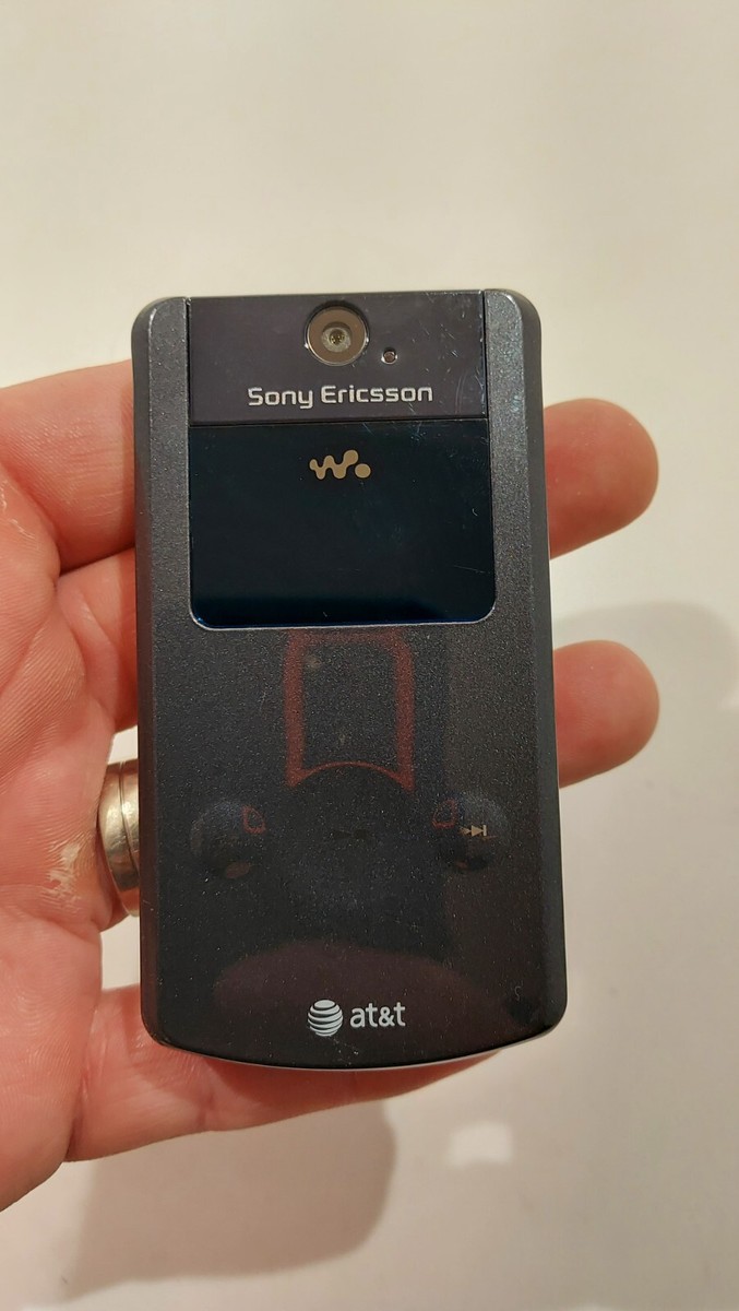 1018.Sony Ericsson W518a Black Very Rare - For Collectors