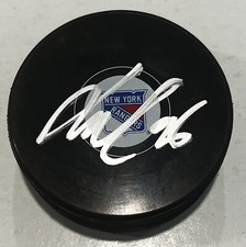 JACK ROSLOVIC SIGNED NEW YORK RANGERS HOCKEY PUCK W/ CASE COA