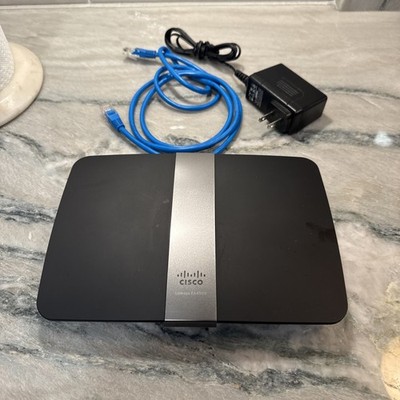 Cisco LINKSYS EA4500 Wi-Fi Home Base, Dual-Band N900 Router, Gigabit & USB