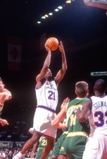 Ledell Eackles Washington Bullets shoots v the Seattle Supersonics- Old Photo 1