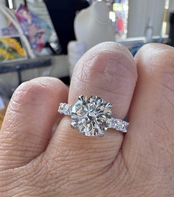 6.20 Ct Round Cut VVS1 Diamond Ring Solid 925 Silver HPHT US 7 Bridal Gift