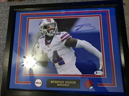 STEFON DIGGS Autographed Signed Buffalo Bills 8x10 PHOTO BECKETT Frame not included 