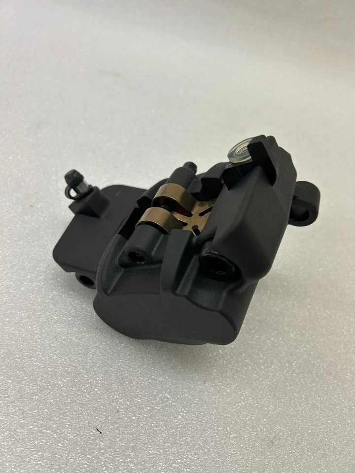 Pinza de freno trasera 26 genuina Harley Sportster 48 Iron 72 1200 883 Foto 4 de 4