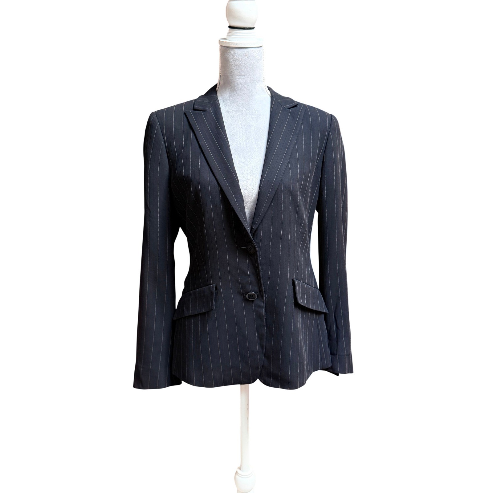 Max Mara Designer Fitted Blazer Black Pinstripe 10 Professional Minimalist
