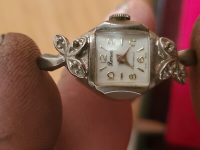 Vintage Renee Not working (crown stuck)