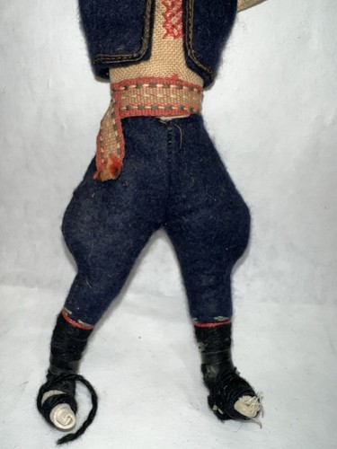 2 bambole vintage ~9" primitive russe/europee orientali maschio/femmina in abito da festa - Foto 23 di 23