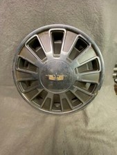 Vintage 1970s Chevrolet Fleur De Lis 15 Hub Cap