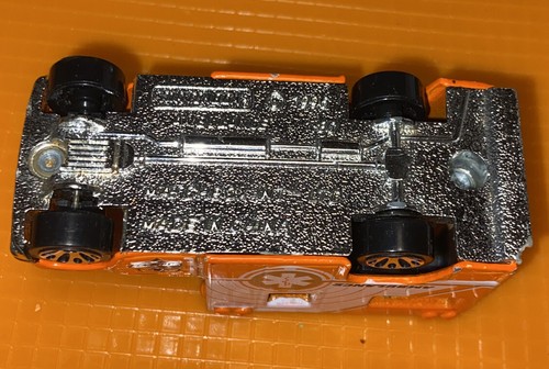 Vintage 1996 MATCHBOX AMBULANCE METRO ALARM Rare Orange Original Old Car EMS +++ - Bild 7 von 7