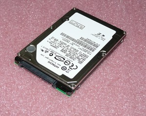 320 GB Hitachi HTS5453232L9A300 5400rpm Notebook Festplatte S-ATA HDD APR-10