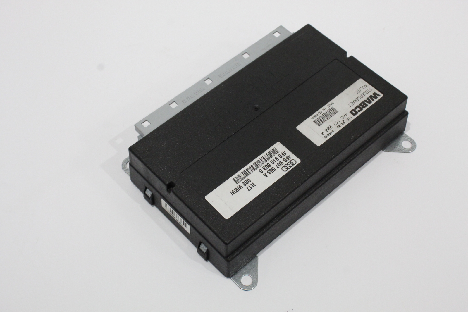 Audi A6 C6 Allroad Air Suspension ECU Control Unit H17 4F0910553B