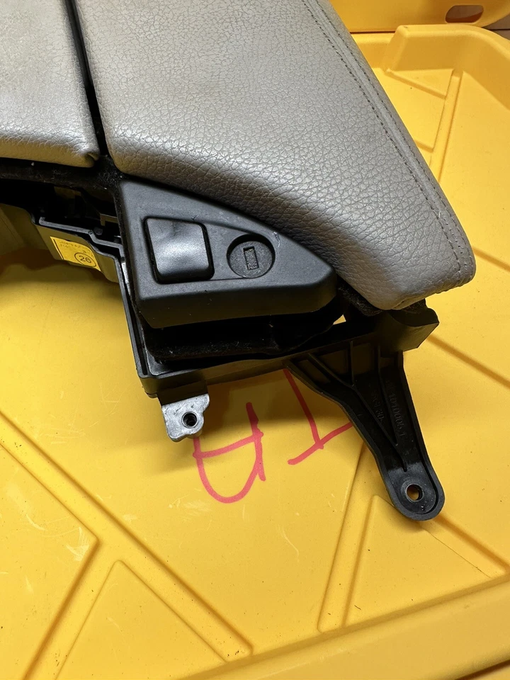 BMW F10 528i 535i 550i xDRIVE 2011-2016 consola central reposabrazos tapa OEM Foto 4 de 4