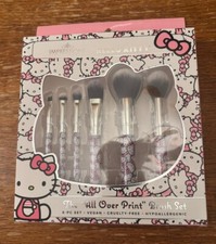 Hello Kitty All Over Print Set Of 6 Make Up Brush By Impressions NEW