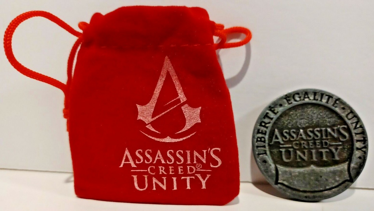 Rare ASSASSINS CREED UNITY CHALLENGE COIN / Medal Liberte Egalite Game ...