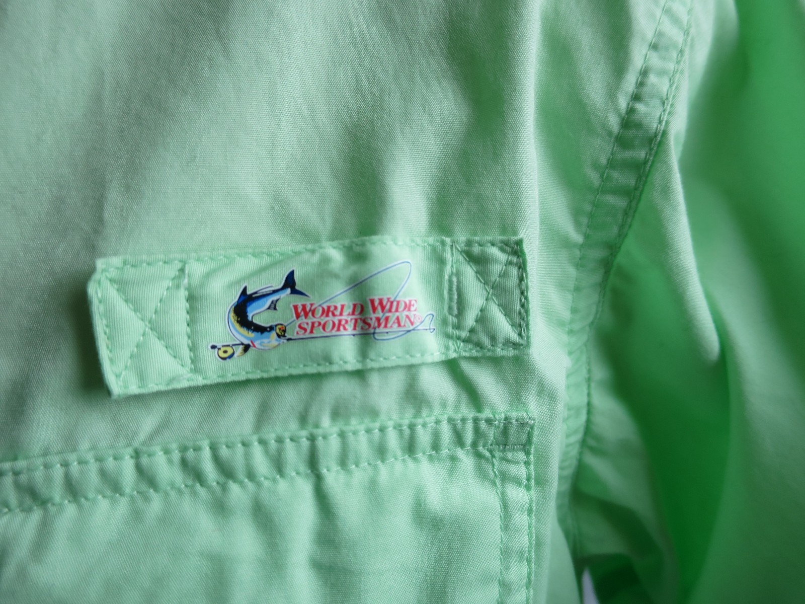 Mens World Wide Sportsman Vented Fishing Shirt Sz M SS Button Front Lt