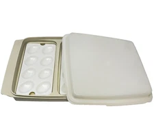 Vintage Tupperware Deviled Egg Keeper Carrier Tray Almond Tan 4 Pc Set 723