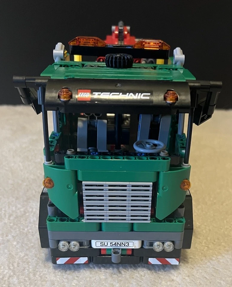 LEGO Technic Service Truck 42008 In 2013 Used Retired No Battery Box Or Motor - Image 3 of 4