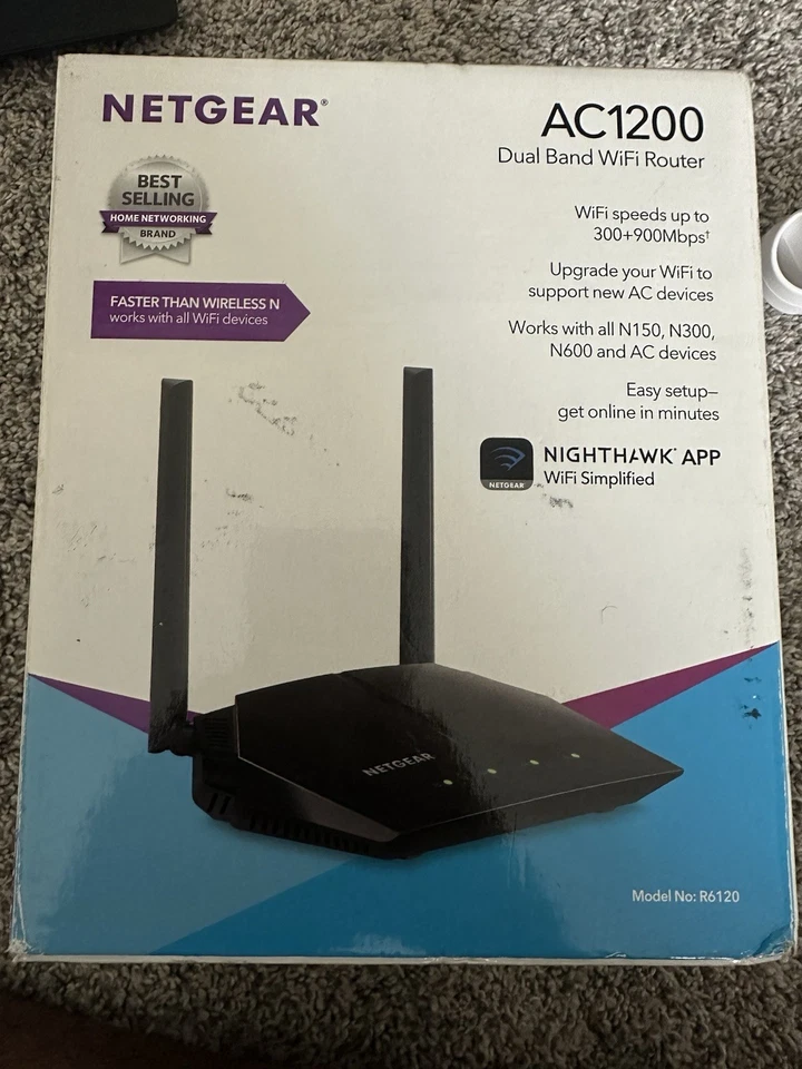 NETGEAR Ac1200 Dual Band WiFi Router Model R6120 WIFI Speeds up to 300+900 Mbps - Image 2 of 4