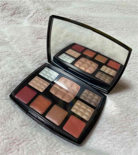 CHANEL Travel Makeup Palette Voyage Auth From Japan TK - Picture 16 of 24