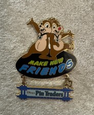 Disney Pin Traders Make New Friends Dangle Chip n Dale 2002 LE2000 Grand Opening