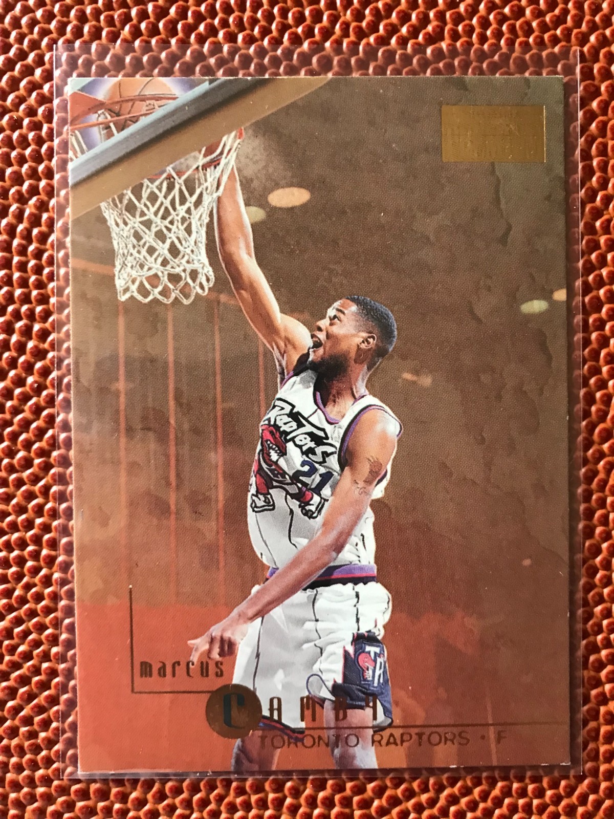 1996 Skybox Premium #113 Marcus Camby Rookie Card