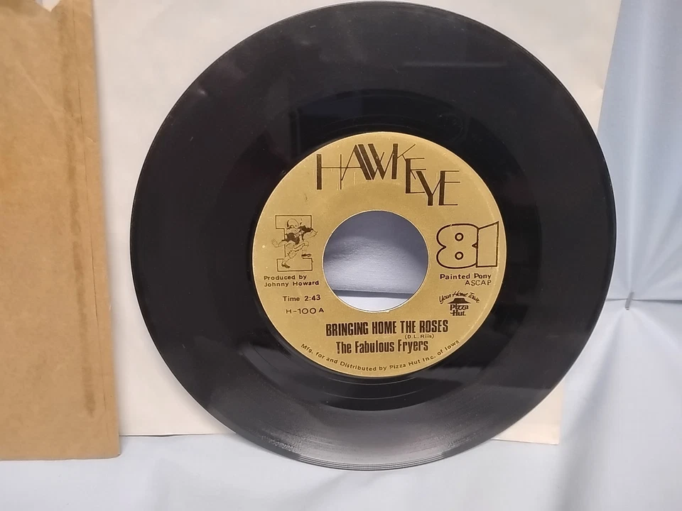The Fabulous Fryers Bringing Home The Roses 45 RPM Hawkeye 1981 Pizza Hut - Image 3 of 4