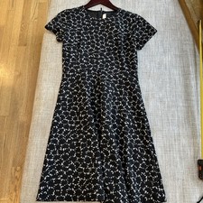 Ann Taylor Loft Dress Size 0 Textured Abstract Print Black & Tan Fit& Flare.