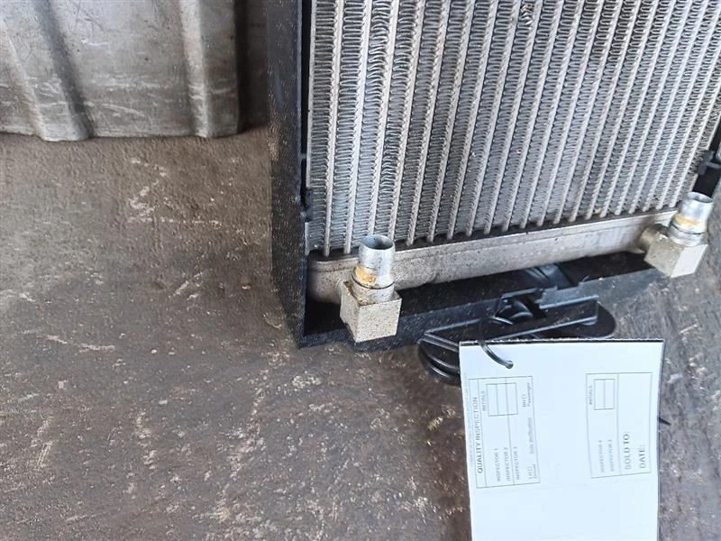 BMW F10 550i 650i 750i 2011-13 enfriador de aceite de motor 17217570103 Foto 3 de 4