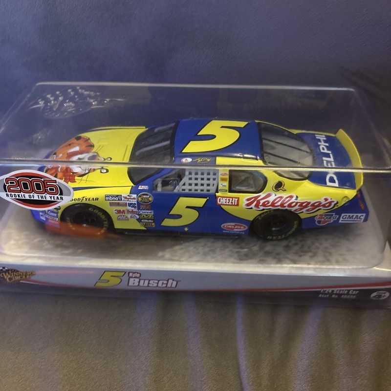 Kyle Busch 2005 rookie of the year 