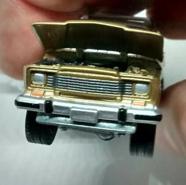 Jeep Wagoneer Real Rider 1981 Johnny Lightning ERTL NEUMÁTICOS DE GOMA CAPÓ DE APERTURA  Foto 3 de 4