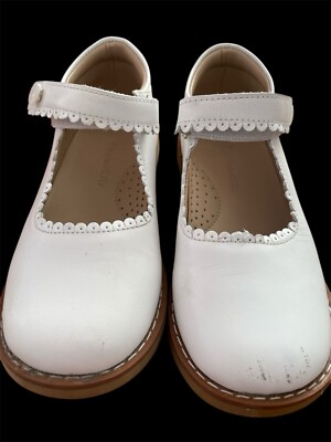 Elephantito EUC White Leather Scalloped Mary Jane Shoes Size 11