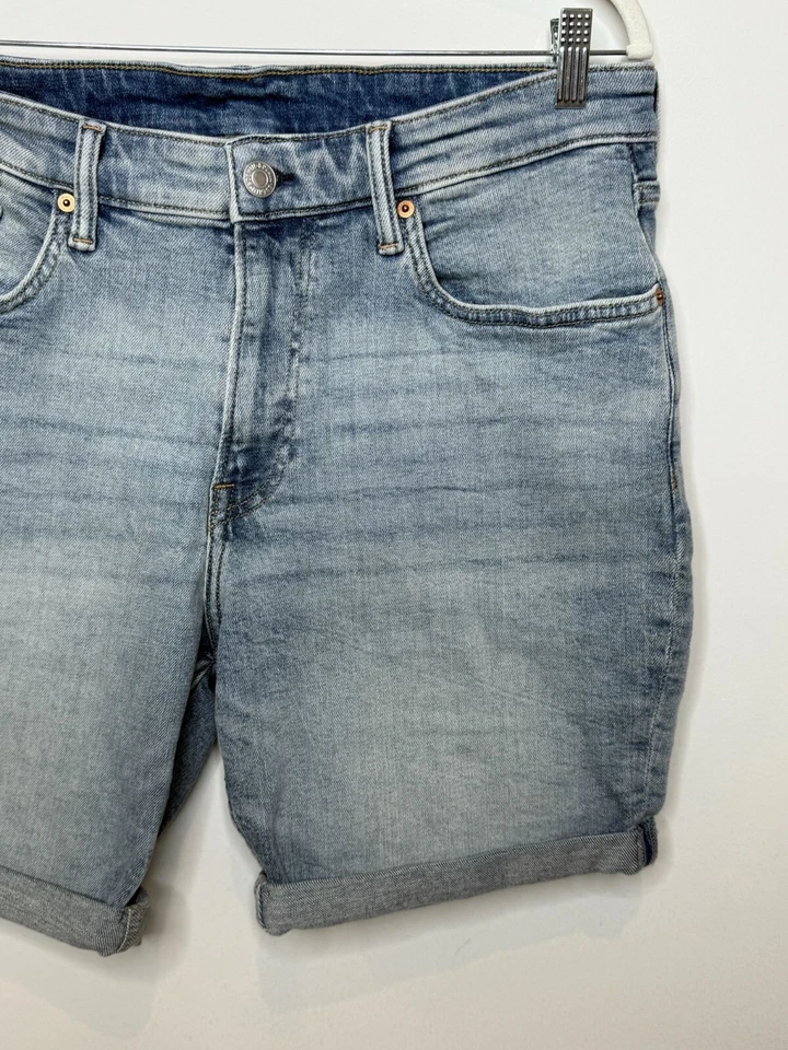Pantalones Cortos H and M Para Hombre Vaqueros Cortos Calce Ajustado Talla 36 Pantalones Cortos Puño Elastizados Ligeros Foto 3 de 4