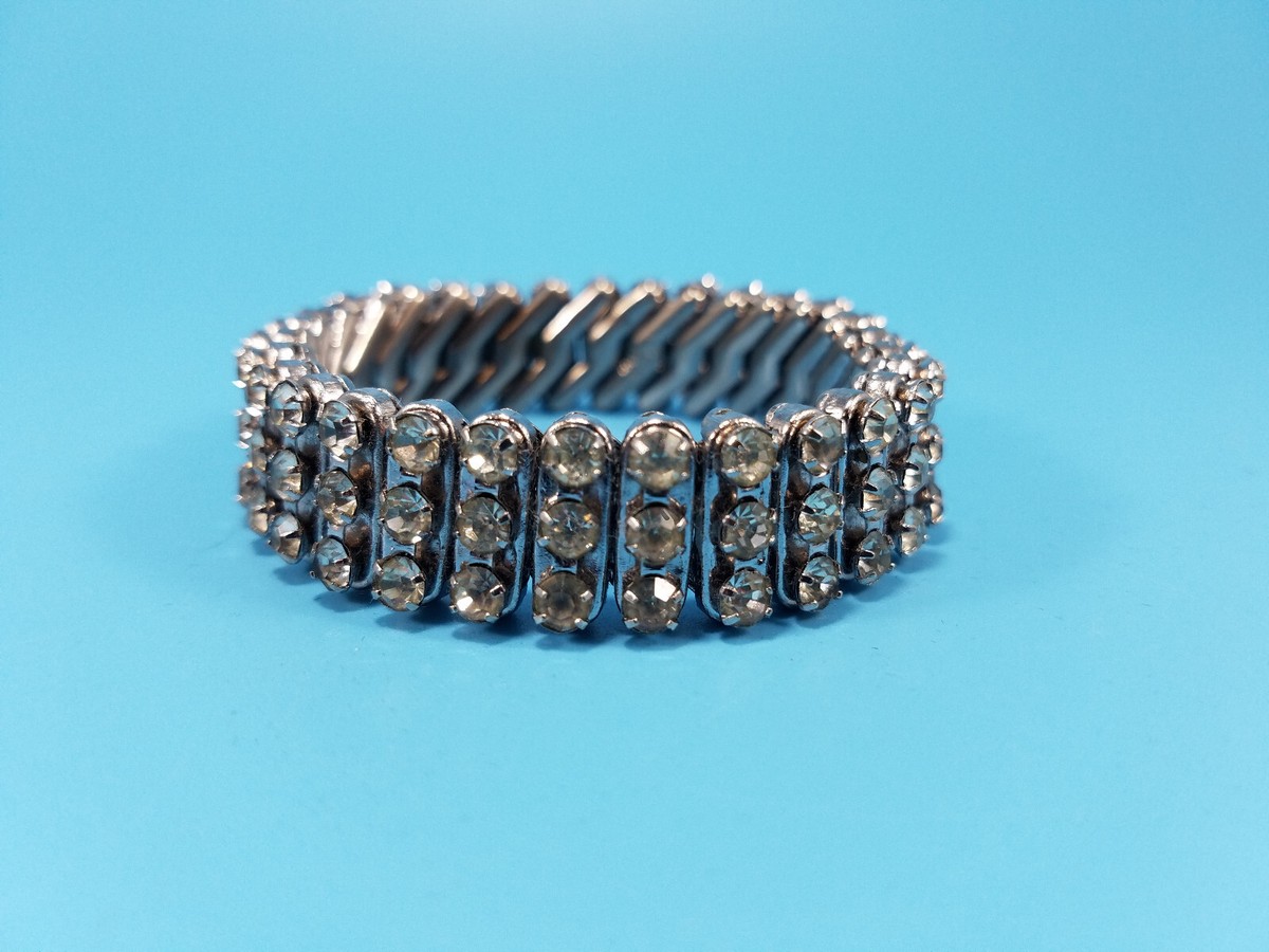 【VINTAGE HOLLYWOOD】Rectangle Stone Bracelet★送料・関税込 VINTAGE - SIGNED MADE IN BRITISH HONG KONG - RHINESTONE