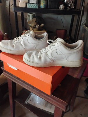 Pair Of Nike Air Force 1  All White Dd8959-100