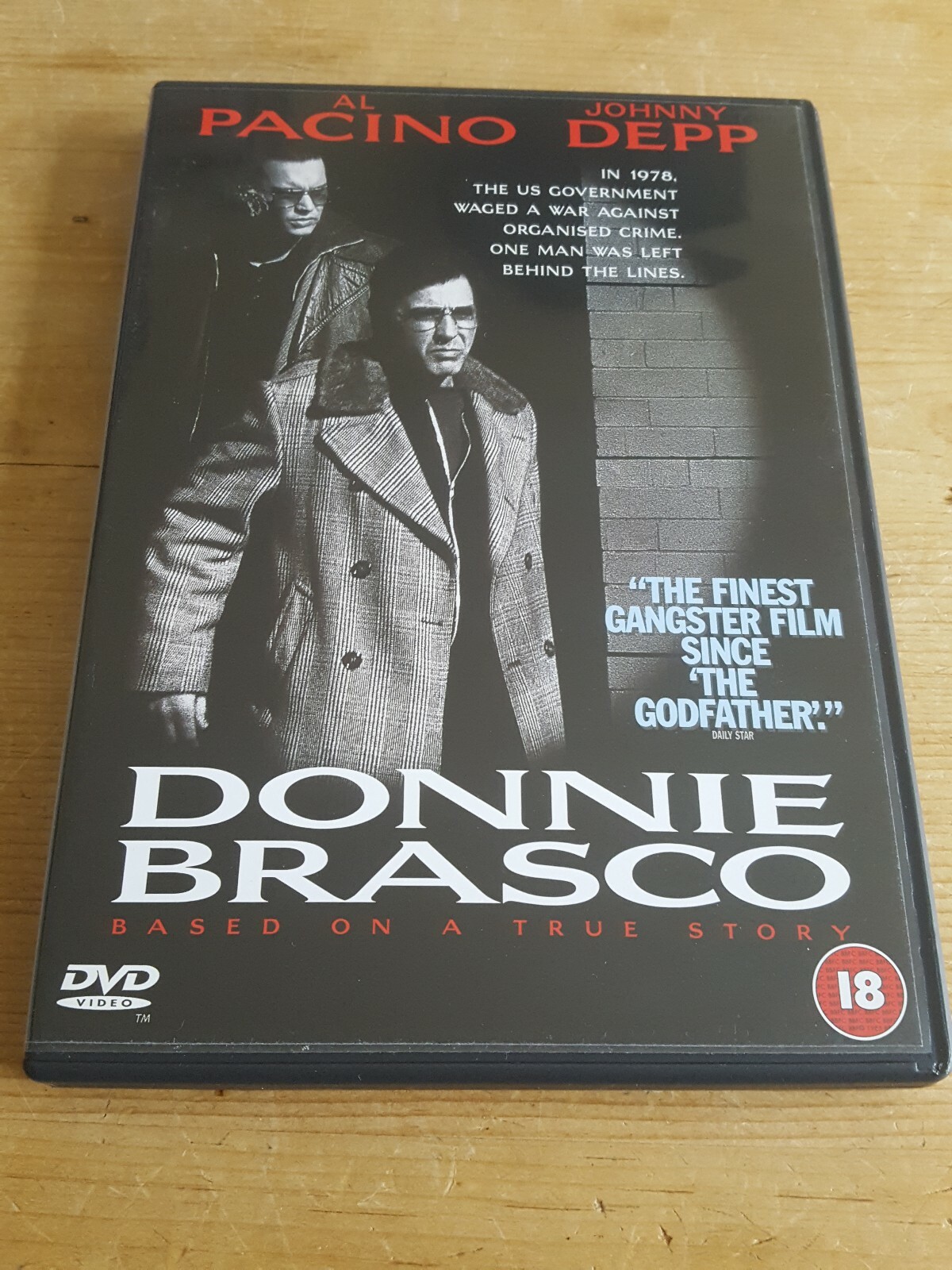 Donnie Brasco - Al Pacino, Johnny Depp - Free Postage