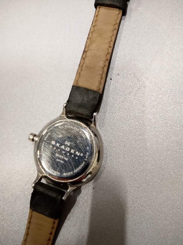 Skagen Denmark SKW2149 Women's Watch Quartz Not Working For Parts eBay