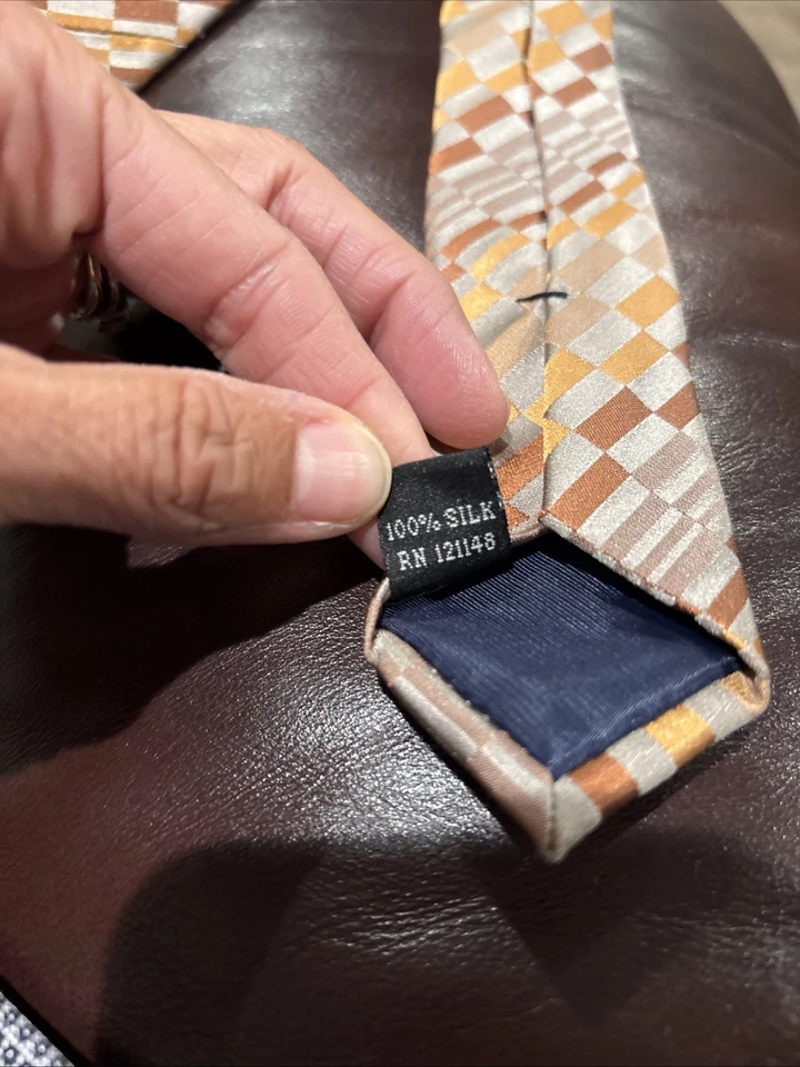 Corbata de seda para hombre Joseph Abboud naranja/gris patrón geométrico Foto 4 de 4