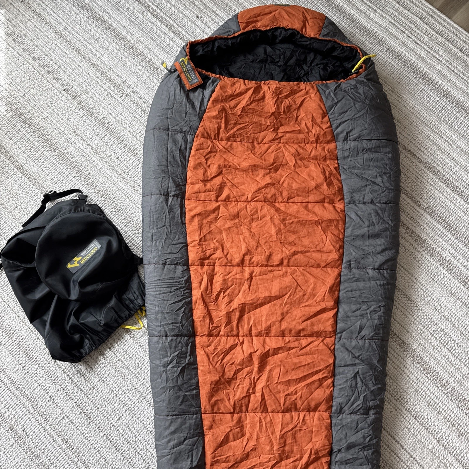 Mountainsmith Redcloud 20-Degree Sleeping Bag | Burnt Ochre | Relaxed Mummy