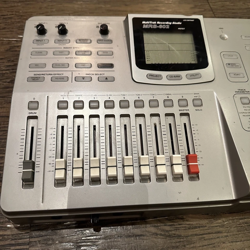 ZOOM MRS-802CD 8 Track Recorder Multi Recording Studio Digital power - Image 4 of 4