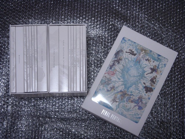 Final Fantasy 25th Anniversary Ultimate Box