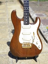 Fender Stratocaster Walnut Elite 1983