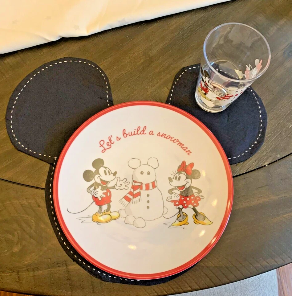 Plato de vacaciones Disney Pottery Barn Mickey Mouse + TAZA + ALFOMBRILLA regalo de Navidad / Foto 3 de 4