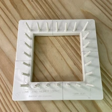 Vintage Love & Money Crafts 5” Square Yarn Lap Loom, Overall 6.5”