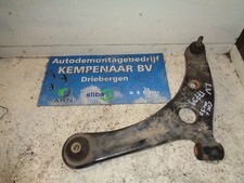 Triangle de suspension Mitsubishi COLT