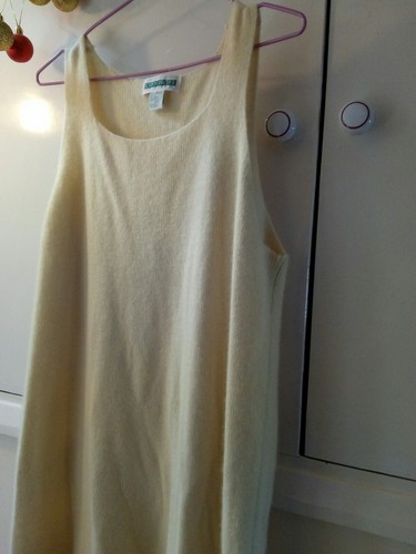 Boston Proper- 100% cashmere dress Size M needs a repair! - Picture 9 of 12
