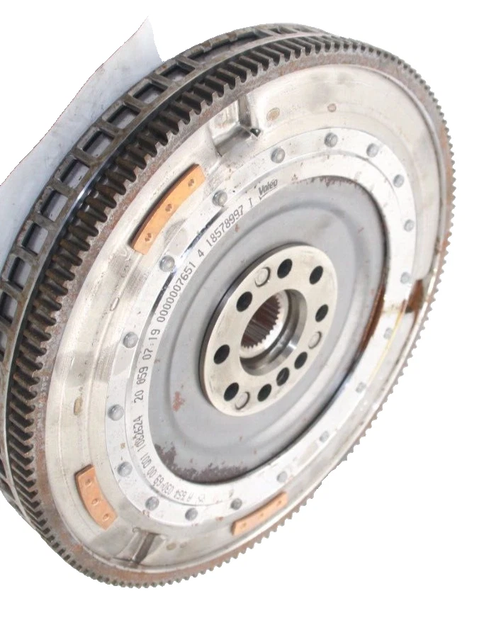 Schwungrad mit Schraubensatz VALEO für MERCEDES-BENZ A6540306900 - Bild 3 von 4