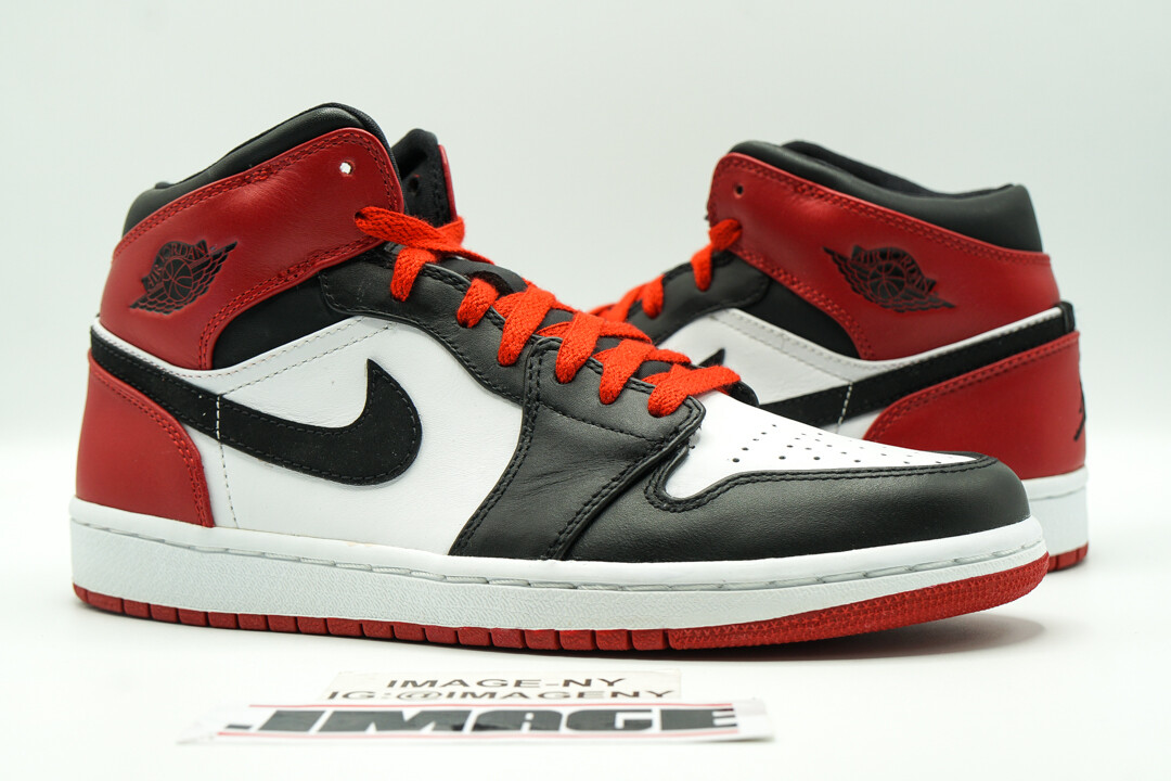 AIR JORDAN I 1 RETRO MID NEW SIZE 8 BMP BLACK TOE WHITE AIR JORDAN I 1 RETRO MID NEW SIZE 8 BMP BLACK TOE WHITE