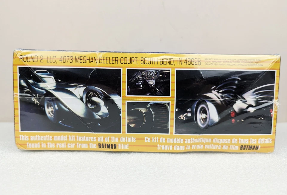 Batman Batmobile Model Kit Set & Resin Batman Figure AMT 1/25 Scale - NEW SEALED - Image 3 of 4