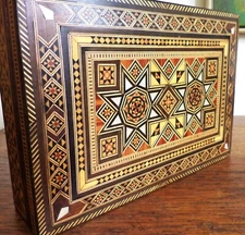 Vtg Large MARQUETRY Inlaid WOOD BOX Hinged Lid MOP Red Lining 9.75"x6.75"x2 3/8"