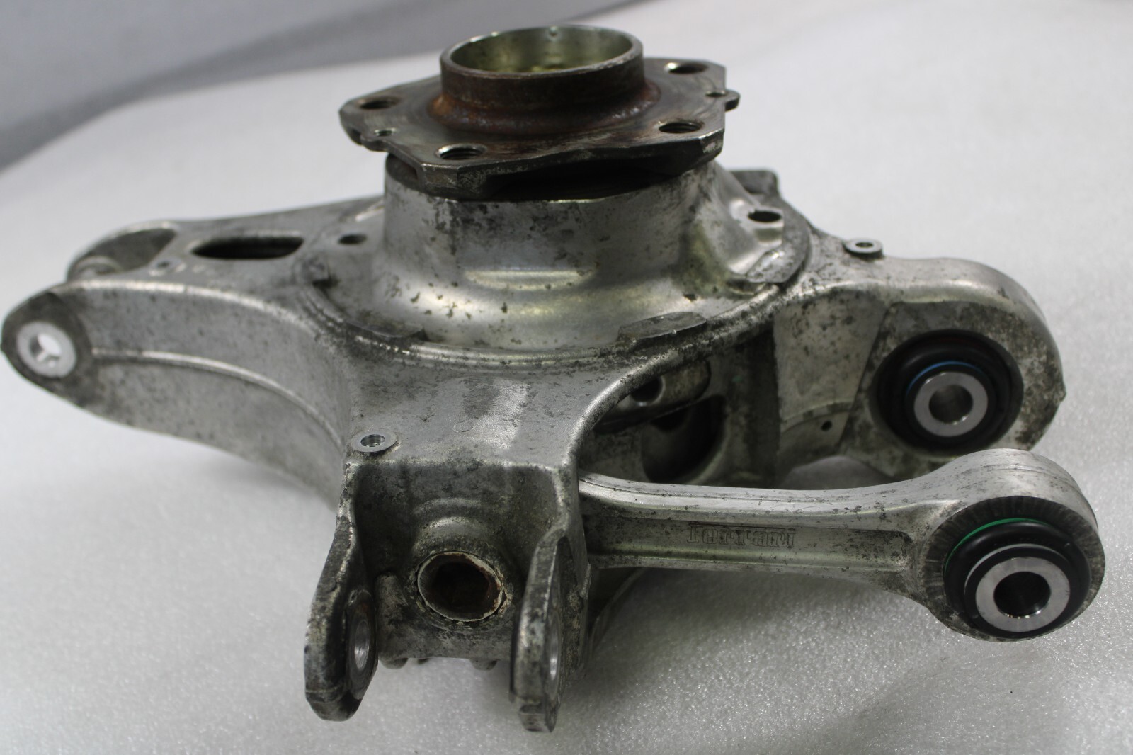 Ferrari GTC4 Lusso, California T, RH, Rear Knuckle, w/ Hub, Used, P/N 294851